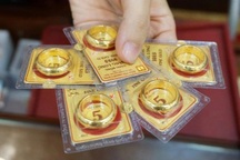 Giá mua, bán vàng nhẫn chênh nhau 3 triệu đồng/lượng