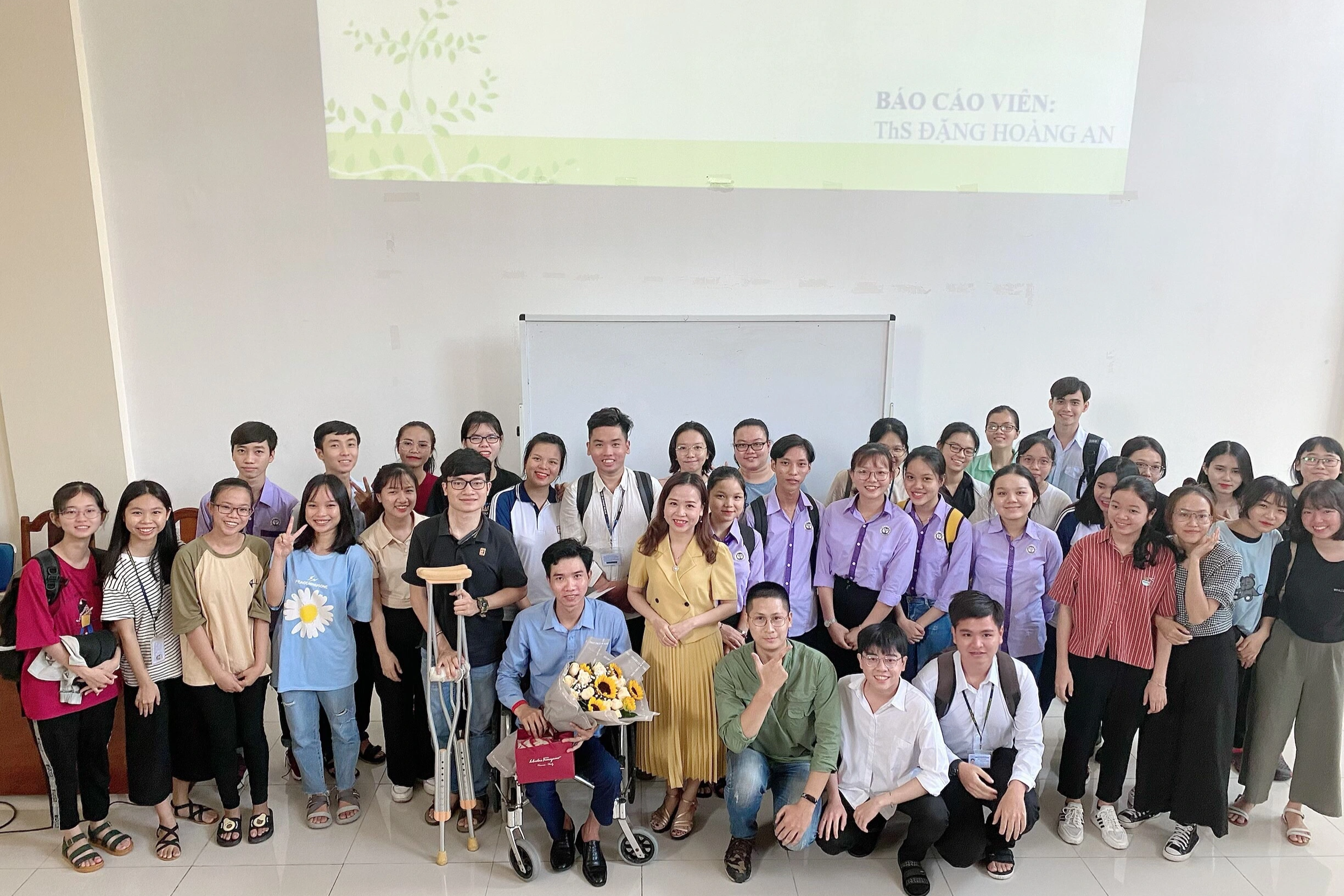 6 năm vật nài... tìm cái chết và hành trình chữa lành của người kể chuyện - 7 6 năm vật nài... tìm cái chết và hành trình chữa lành của người kể chuyện - 7