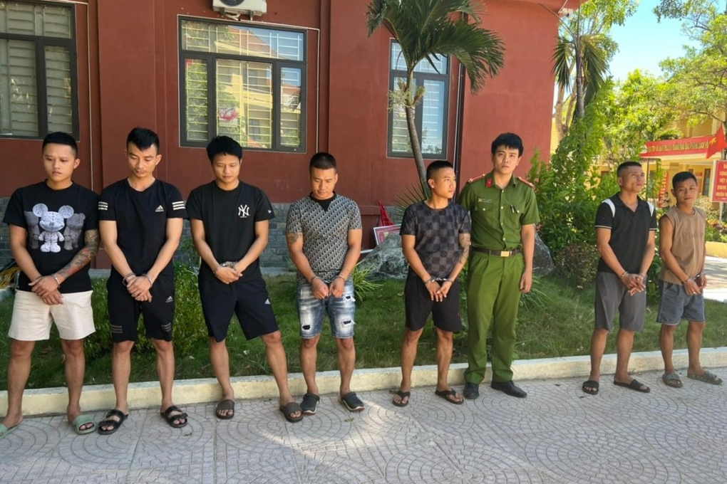 Khởi tố 25 đối tượng liên quan đến vụ hỗn chiến náo loạn đường phố - 1 Khởi tố 25 đối tượng liên quan đến vụ hỗn chiến náo loạn đường phố - 1