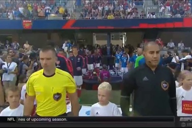 Akpom ghi bàn muộn, Arsenal hạ gục MLS All-Stars