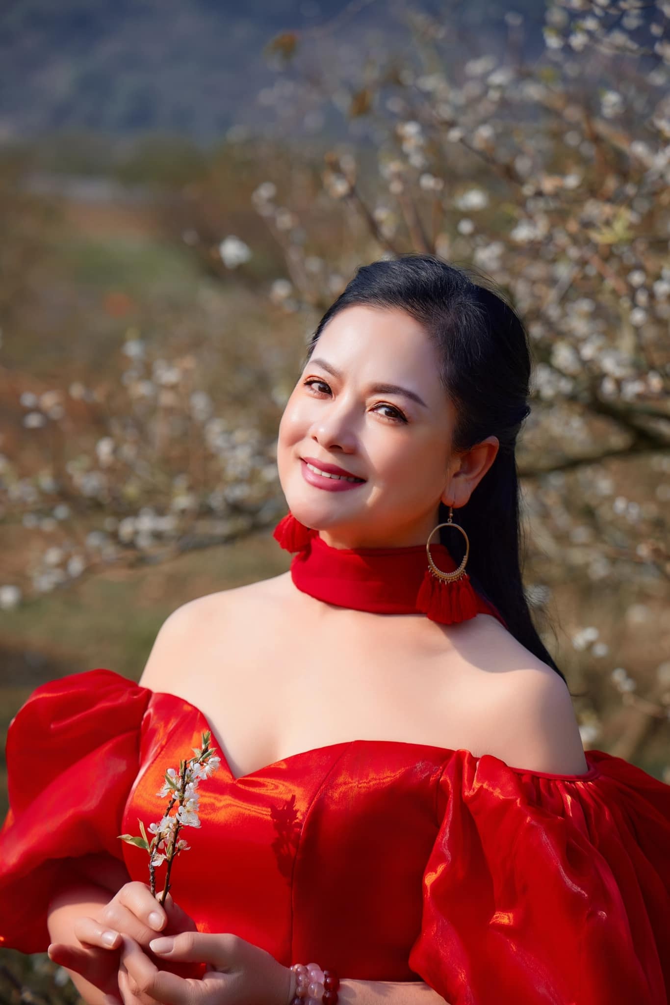 NSND Thu Quế tuổi 56: Được nâng lương Đại tá lần 2, hôn nhân viên mãn - 2