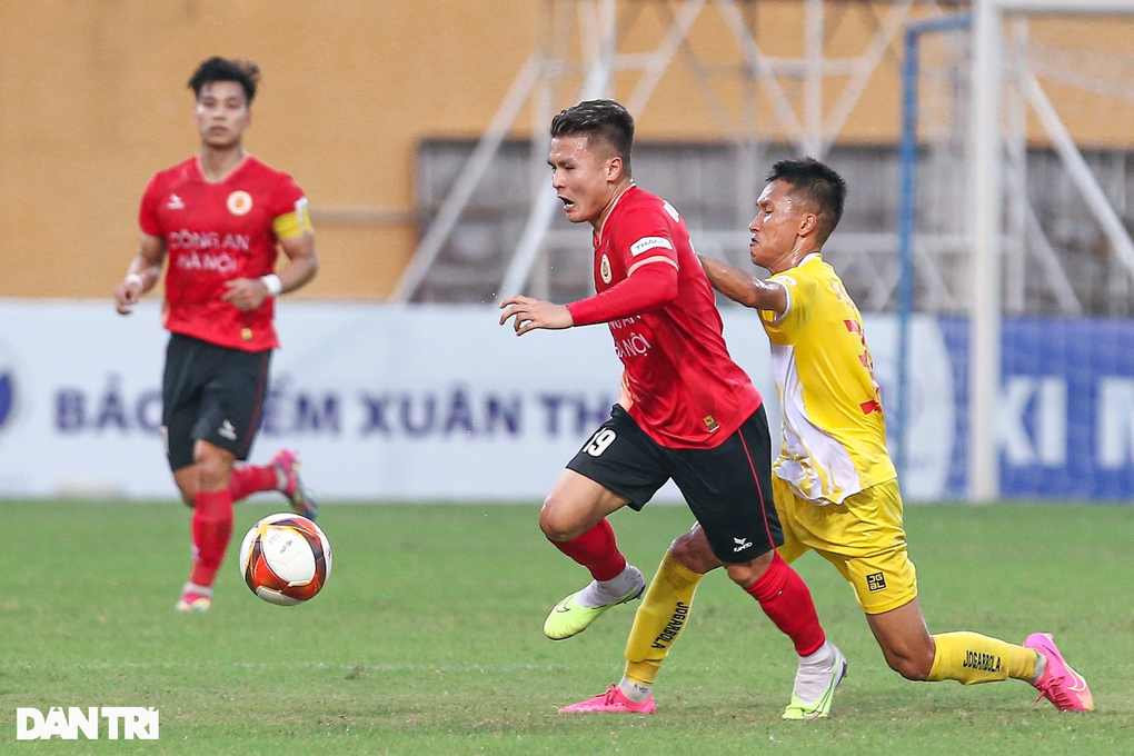 Những đội bóng có thể đua tranh chức vô địch V-League với Công An Hà Nội - 1