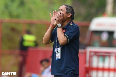 HLV Mai Đức Chung nói lời từ đáy lòng trước giải bóng đá nữ Đông Nam Á