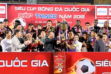 Đánh bại B.Bình Dương, Hà Nội FC giành Siêu Cúp Quốc gia