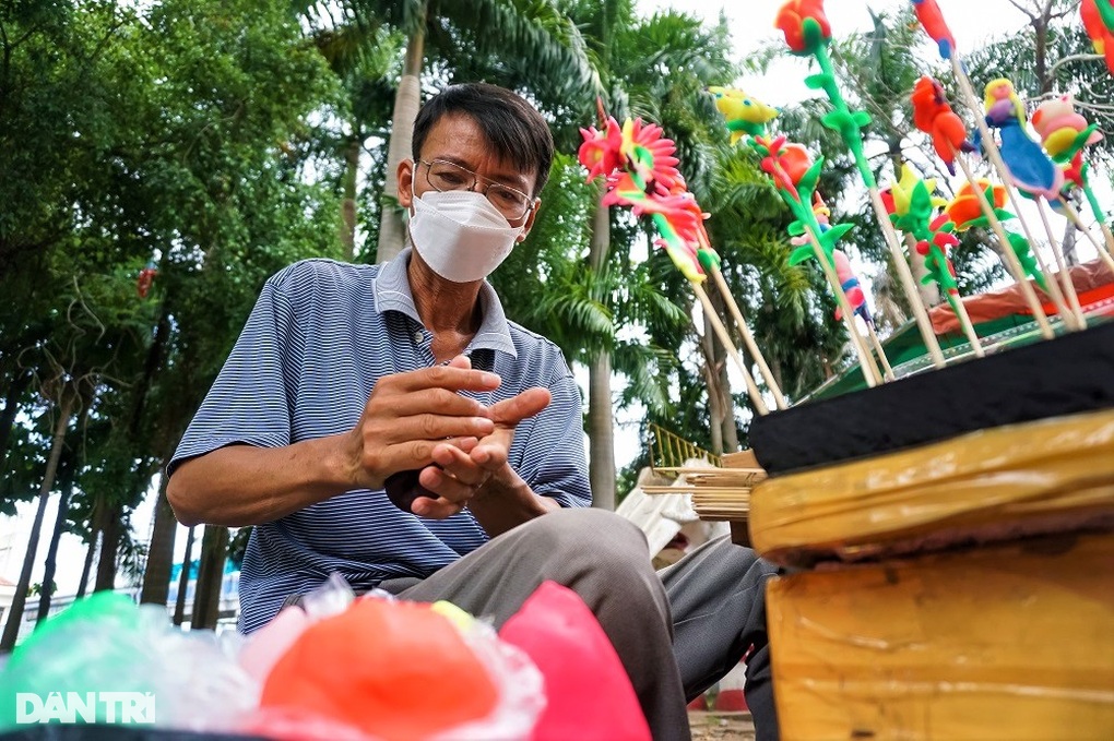 Chuyện người Xuân La, 30 năm ngồi vọc bột, nặn đồ chơi chim cò - 3 Chuyện người Xuân La, 30 năm ngồi vọc bột, nặn đồ chơi chim cò - 3