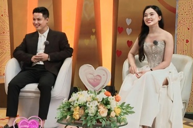 Mẹ đơn thân đi cắt tóc "hốt" luôn ông chủ đẹp trai, tái hôn mời 1.000 khách