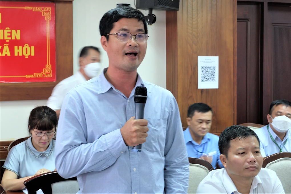 Chủ tịch phường tại TPHCM: Có cán bộ ly hôn vì ít thời gian cho gia đình - 1 Chủ tịch phường tại TPHCM: Có cán bộ ly hôn vì ít thời gian cho gia đình - 1