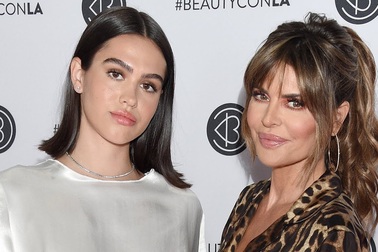 Con gái Lisa Rinna trả lời phỏng vấn