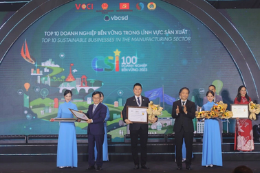 GREENFEED được vinh danh top 10 doanh nghiệp bền vững Việt Nam năm 2023 trong lĩnh vực sản xuất