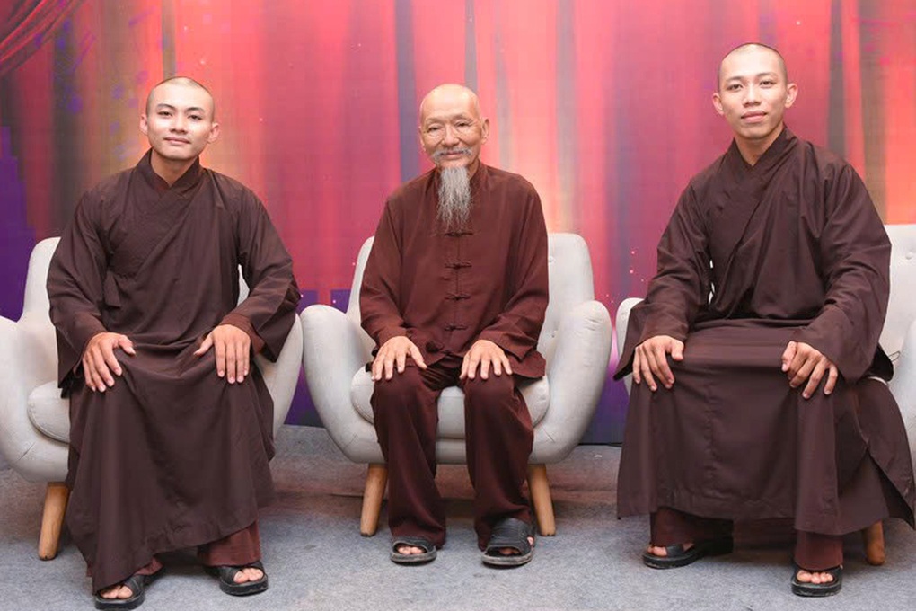 Dùng trẻ em làm mồi nhử: Chiêu lừa đảo tại Tịnh thất Bồng Lai - 2 Dùng trẻ em làm mồi nhử: Chiêu lừa đảo tại Tịnh thất Bồng Lai - 2