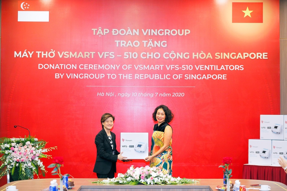 Vingroup trao tặng 1.000 máy thở cho Nga, Ucraina và Singapore - 2 Vingroup trao tặng 1.000 máy thở cho Nga, Ucraina và Singapore - 2