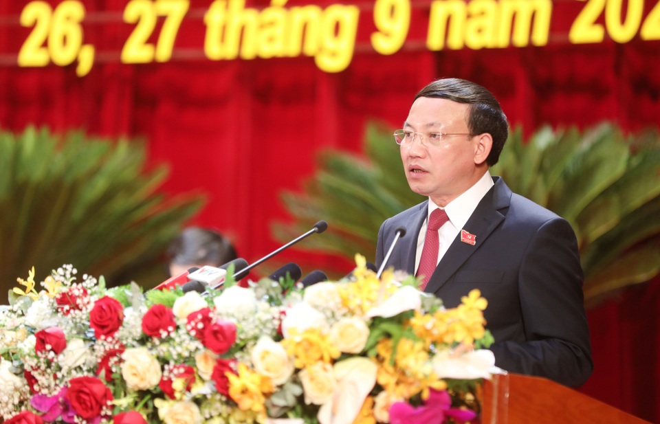 Quảng Ninh phấn đấu trở thành tỉnh kiểu mẫu - 2 Quảng Ninh phấn đấu trở thành tỉnh kiểu mẫu - 2