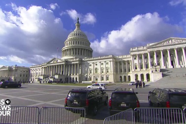 Dàn siêu xe bọc thép hùng hậu nhất lịch sử trong ngày ông Biden nhậm chức