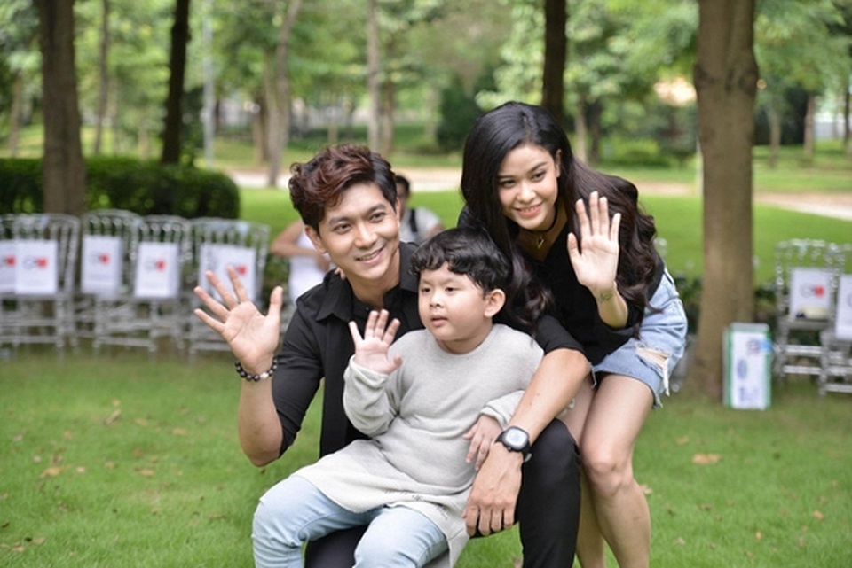 Từng bất chấp mọi sự ngăn cấm đến với nhau nhưng loạt sao vẫn ly hôn - 2 Từng bất chấp mọi sự ngăn cấm đến với nhau nhưng loạt sao vẫn ly hôn - 2