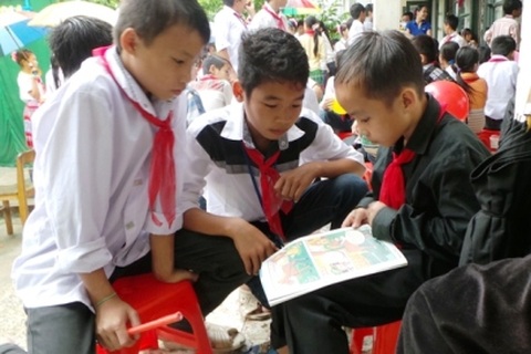 Khai giảng năm học mới nơi lưng chừng núi