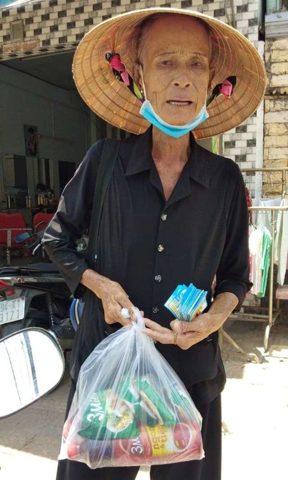 Tuổi trẻ Bạc Liêu “lan tỏa yêu thương” mùa dịch Covid-19 - 7 Tuổi trẻ Bạc Liêu “lan tỏa yêu thương” mùa dịch Covid-19 - 7