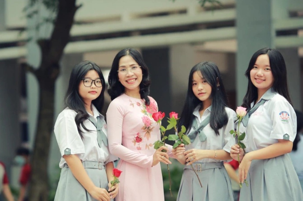 Unike ønsker fra elever og foreldre til lærere 20.–1. oktober Những lời chúc độc đáo của học sinh, phụ huynh gửi tới cô giáo dịp 20/10 - 1