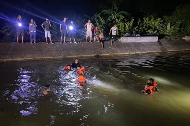 Hai chị em họ đuối nước thương tâm khi đi tắm sông