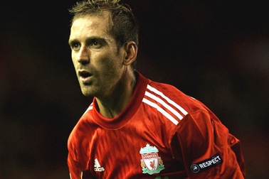 Bế tắc vụ Modric, Chelsea chuyển hướng sang Raul Meireles