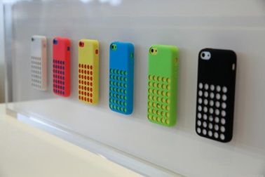 CEO Tim Cook: iPhone 5C không phải là điện thoại giá rẻ