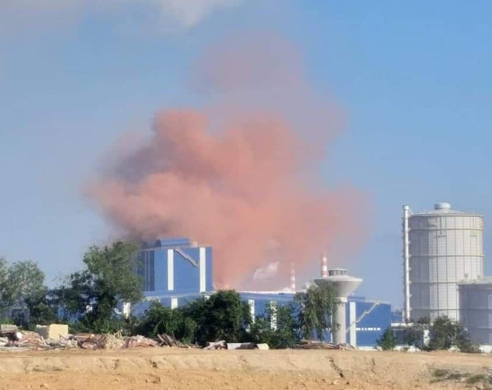 Đám mây hồng xuất hiện tại dự án thép Hòa Phát Dung Quất - 1 Đám mây hồng xuất hiện tại dự án thép Hòa Phát Dung Quất - 1