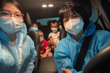 Người phụ nữ lái xe hàng ngàn km chở bệnh nhân về nhà miễn phí