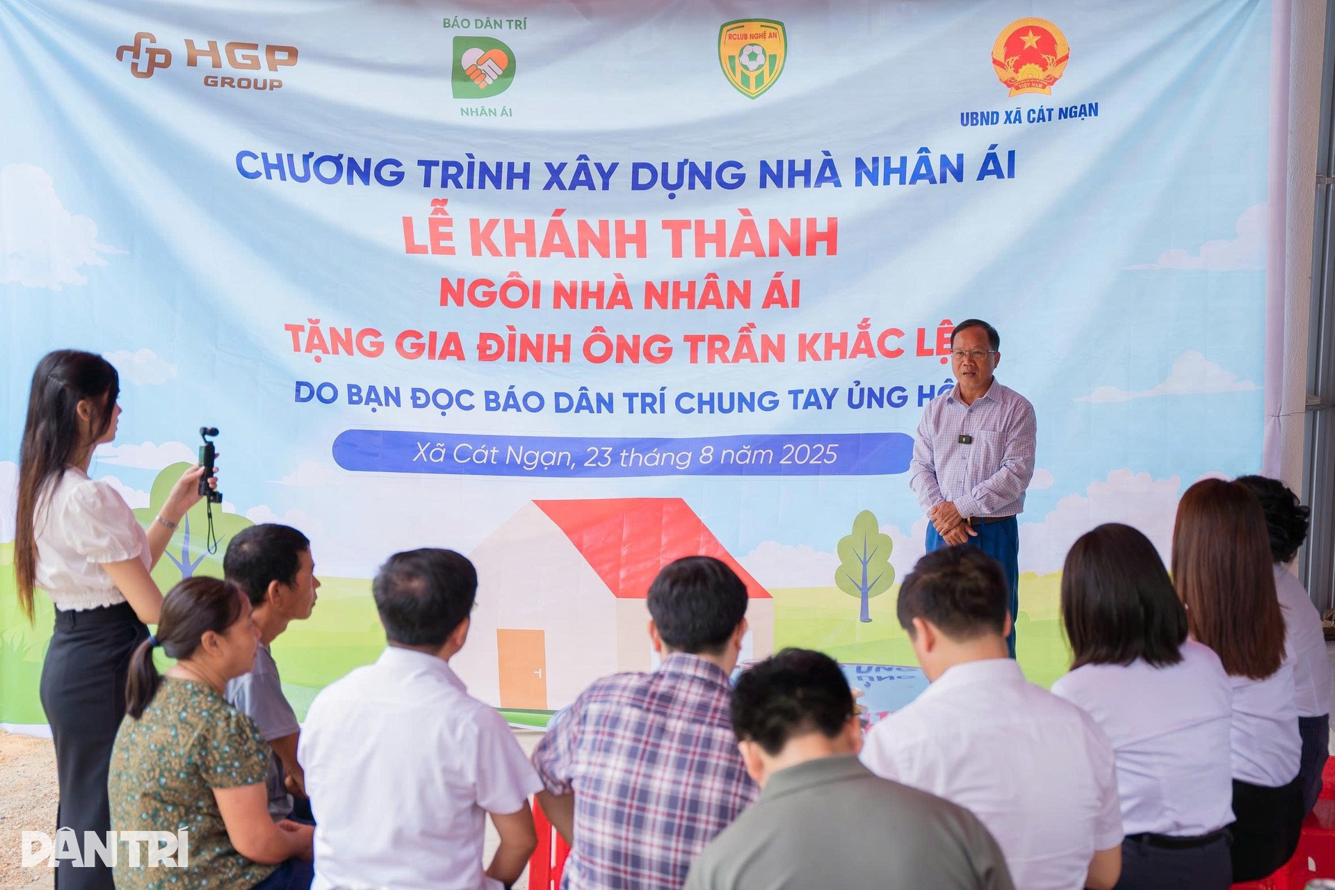 Bạn đọc Dân trí viết tiếp ước mơ về mái ấm cho vợ chồng nghèo - 10 Bạn đọc Dân trí viết tiếp ước mơ về mái ấm cho vợ chồng nghèo - 10