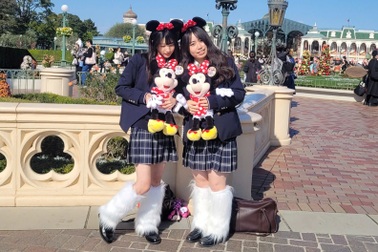 Lạc vào Tokyo Disneyland mùa lễ hội, du khách Việt say mê trải nghiệm