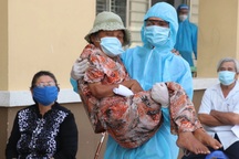 Long An: Sẽ tiêm vắc xin cho hơn một triệu dân, không phân biệt hộ khẩu