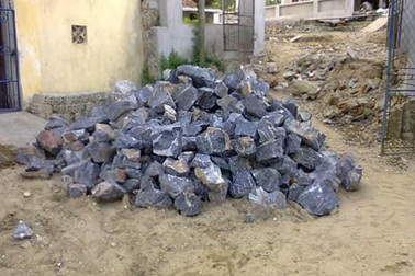 Vụ bất ngờ bị hàng xóm bịt lối đi: VKSND tỉnh Thanh Hóa và TAND cấp cao có quan điểm trái chiều