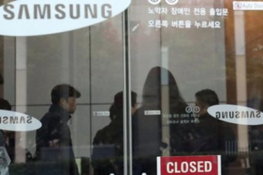 Bê bối "bạn thân" Tổng thống Hàn: Văn phòng Samsung bị đột kích