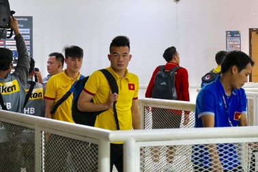 Đội tuyển Việt Nam về nước, sẵn sàng quyết đấu Indonesia