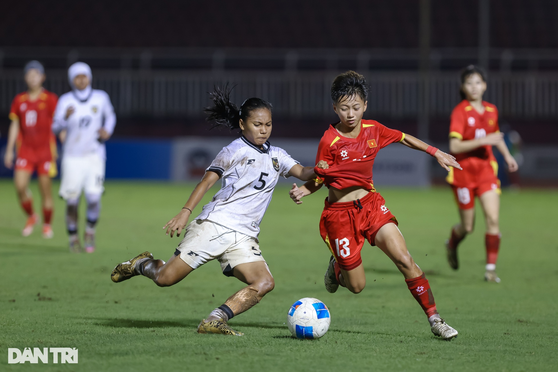 Thắng đậm Indonesia, Việt Nam gặp Thái Lan ở chung kết U19 nữ Đông Nam Á - 9 Thắng đậm Indonesia, Việt Nam gặp Thái Lan ở chung kết U19 nữ Đông Nam Á - 9