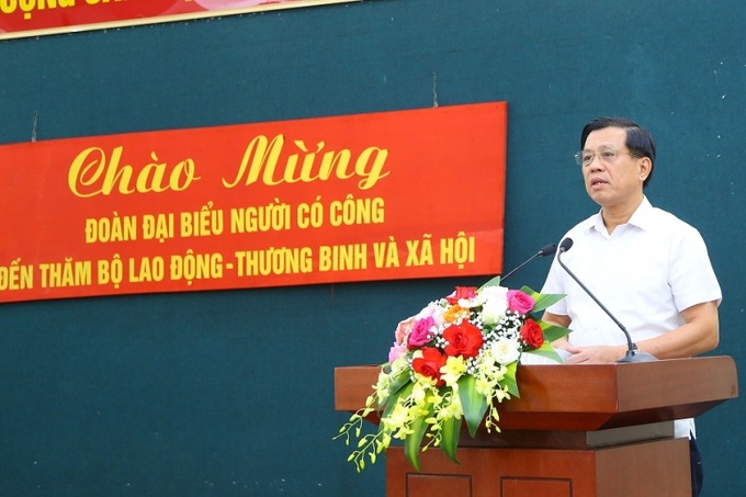 Thứ trưởng đánh giá cao các hoạt chăm sóc người có công của chính quyền, nhân dân tỉnh Đồng Tháp.