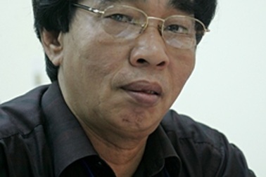 Hoàng Trần Cương - Người mang sóng của ba dòng sông      