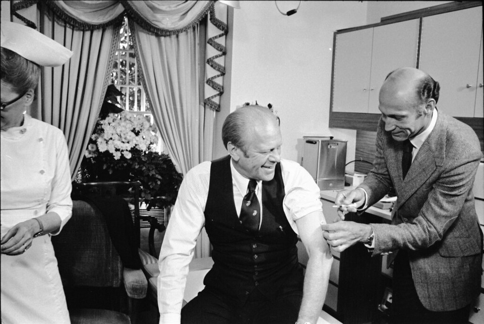 “Canh bạc” vắc xin cúm lợn: Bài học đắt đỏ của cựu Tổng thống Gerald Ford - 2 “Canh bạc” vắc xin cúm lợn: Bài học đắt đỏ của cựu Tổng thống Gerald Ford - 2