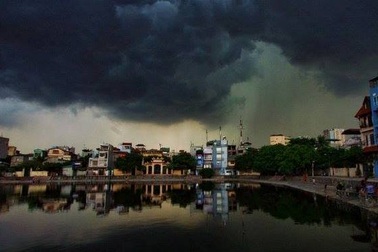 Có thể mưa cực lớn tại Hà Nội và toàn miền Bắc đêm 31/7
