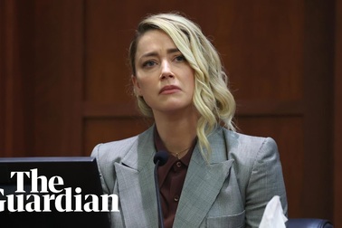 Amber Heard nức nở: "Tôi bị dọa giết mỗi ngày"