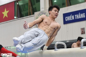 Dàn hot boy tuyển Thể dục dụng cụ Việt Nam vượt khó vì huy chương SEA Games