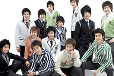 Super Junior "chạm ngõ" làng điện ảnh  