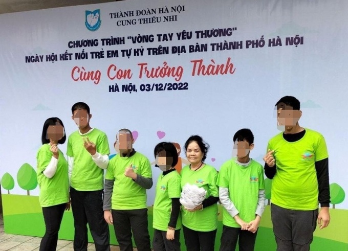 Chương trình văn nghệ được sự hưởng ứng tham gia của các em học sinh đến từ các trường, trung tâm phía Bắc. Ảnh TTXVN