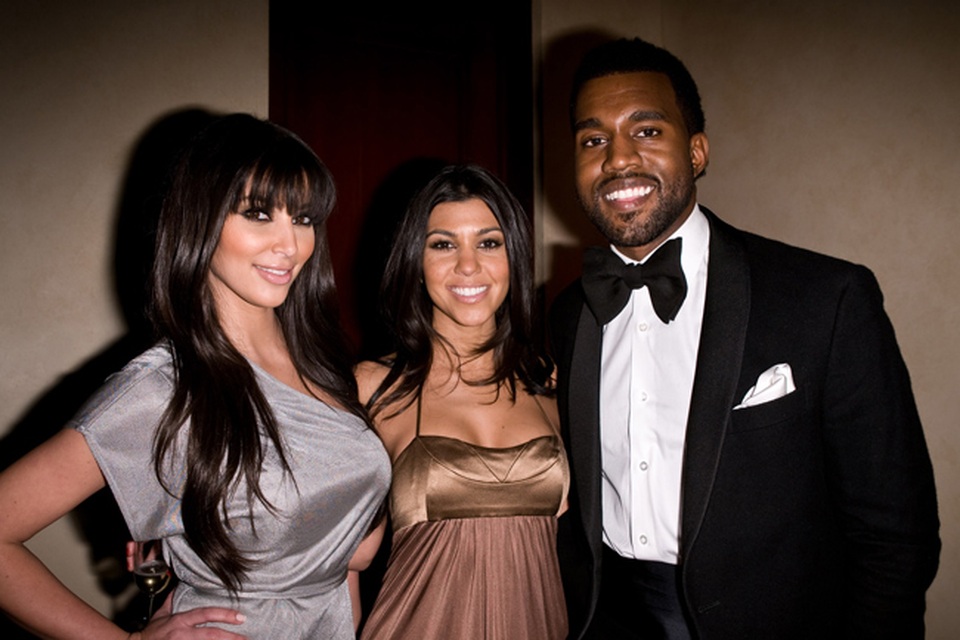 Những cột mốc đáng nhớ trong mối quan hệ của Kim Kardashian - Kanye West - 2 Những cột mốc đáng nhớ trong mối quan hệ của Kim Kardashian - Kanye West - 2