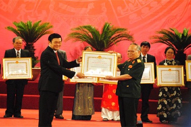 “Hoãn” Lễ trao giải thưởng Hồ Chí Minh về Văn học nghệ thuật 2017