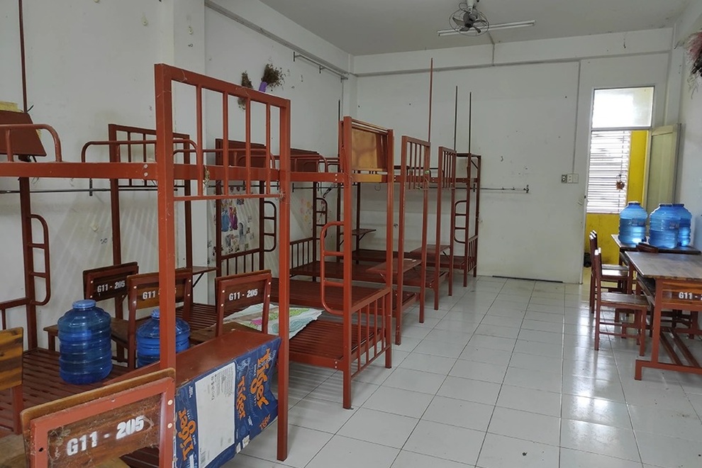Sinh viên ĐH Trà Vinh nhường chỗ ở, đón hàng nghìn người dân hồi hương - 2 Sinh viên ĐH Trà Vinh nhường chỗ ở, đón hàng nghìn người dân hồi hương - 2