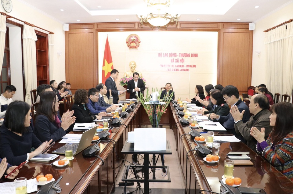 Năm 2020, tổ chức xuất cảnh cho 674 học viên và thực tập sinh - 3 Năm 2020, tổ chức xuất cảnh cho 674 học viên và thực tập sinh - 3