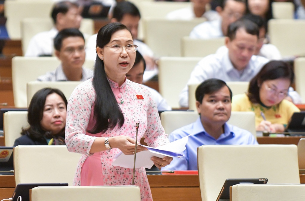 Giá khởi điểm 24 tỷ đồng nhưng giá trúng đấu giá lên tới 1.684 tỷ đồng - 1 Giá khởi điểm 24 tỷ đồng nhưng giá trúng đấu giá lên tới 1.684 tỷ đồng - 1