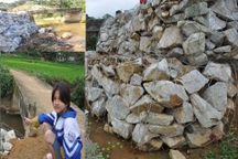 Hơn 200 học sinh bản Suối Hốc khao khát một cây cầu để vượt lũ đến trường