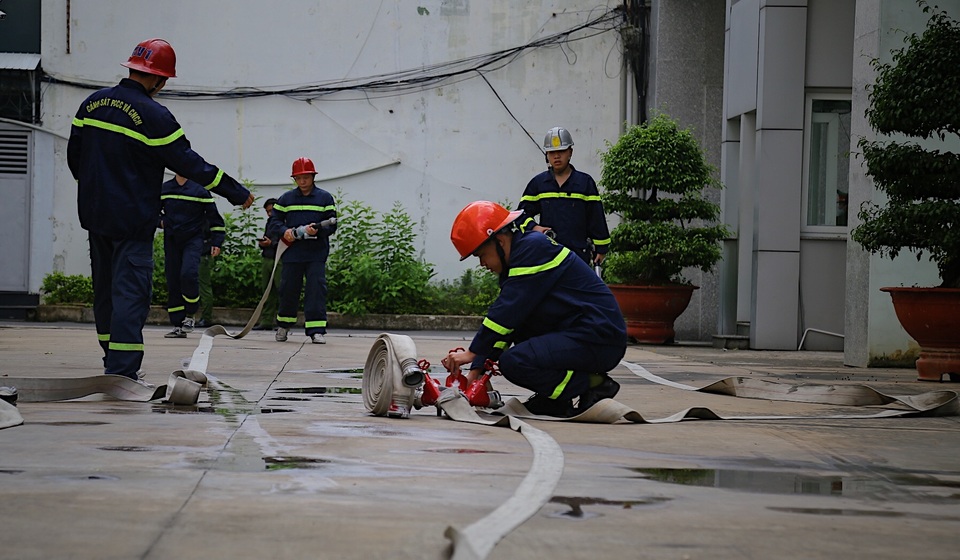 Chuyện về những người lính mong cả đời... thất nghiệp - 12 Chuyện về những người lính mong cả đời... thất nghiệp - 12