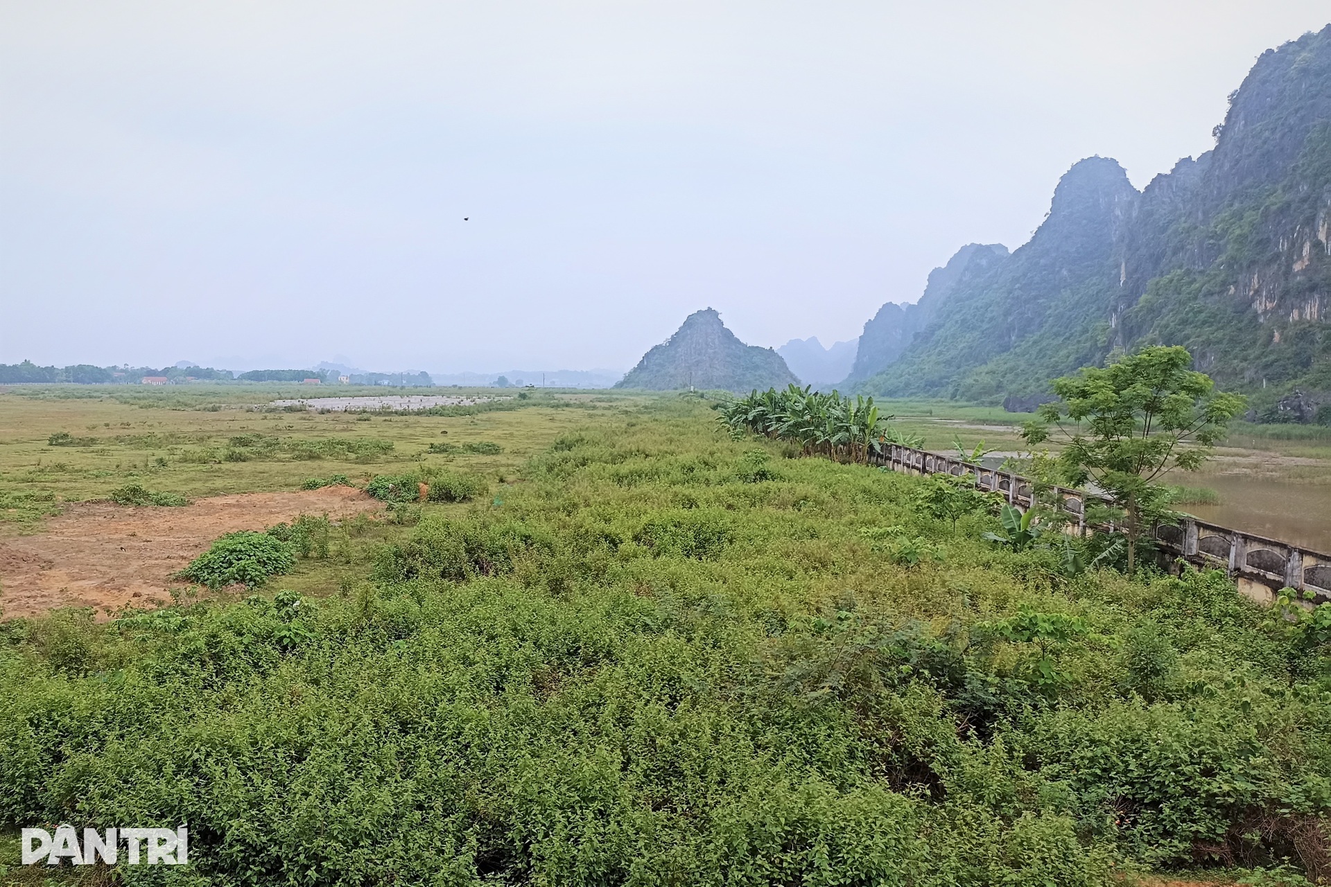 Khung cảnh hoang tàn của dự án 5.000 tỷ đồng đắp chiếu 15 năm - 2