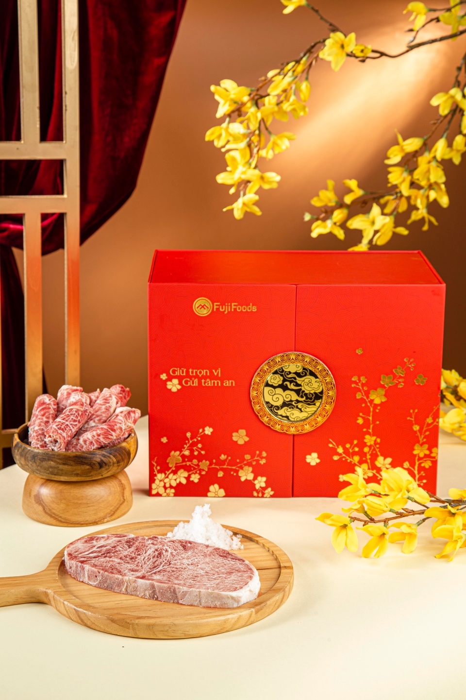 Độc đáo lựa chọn thịt bò Fuji làm quà Giáng sinh cao cấp - 3 Độc đáo lựa chọn thịt bò Fuji làm quà Giáng sinh cao cấp - 3